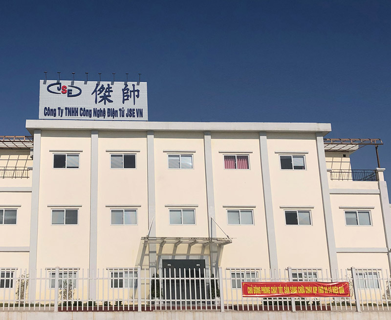 越南杰帥電子有限公司采購我司晉力達2臺大型波峰焊，用于數據線及充電器加工